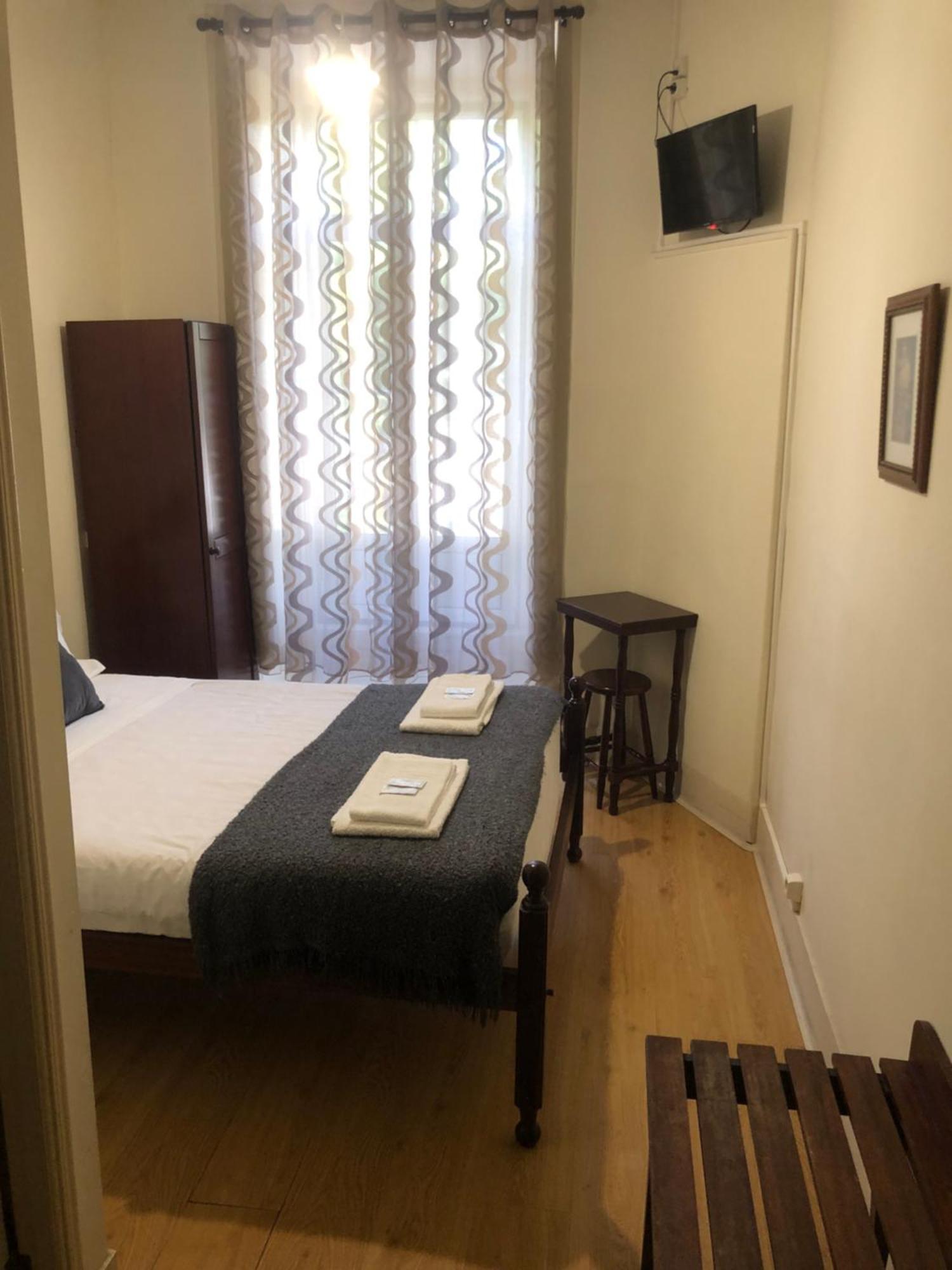 Coracoes Unidos "A Pensao" Apartment Alcobaça Екстериор снимка