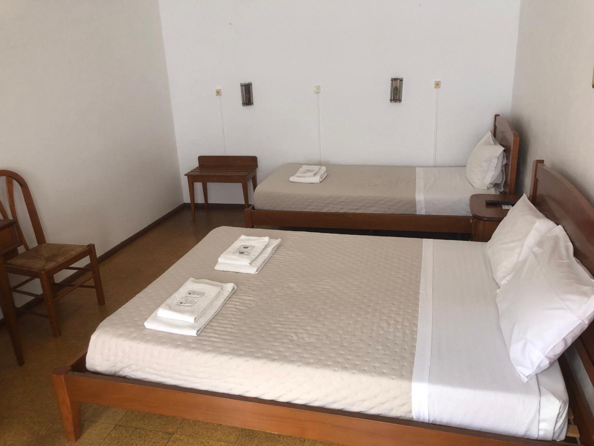 Coracoes Unidos "A Pensao" Apartment Alcobaça Екстериор снимка